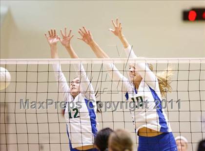 Thumbnail 2 in Cherry Creek vs. Doherty (Class 5A Region B Playoff) photogallery.