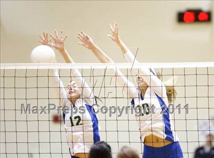 Thumbnail 1 in Cherry Creek vs. Doherty (Class 5A Region B Playoff) photogallery.