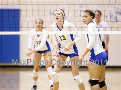 Thumbnail 2 in Cherry Creek vs. Doherty (Class 5A Region B Playoff) photogallery.