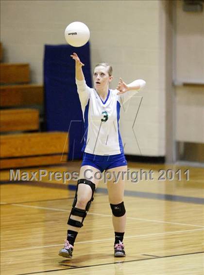 Thumbnail 3 in Cherry Creek vs. Doherty (Class 5A Region B Playoff) photogallery.