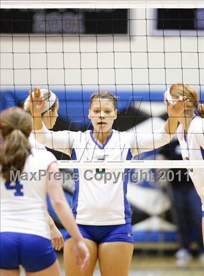 Thumbnail 3 in Cherry Creek vs. Doherty (Class 5A Region B Playoff) photogallery.