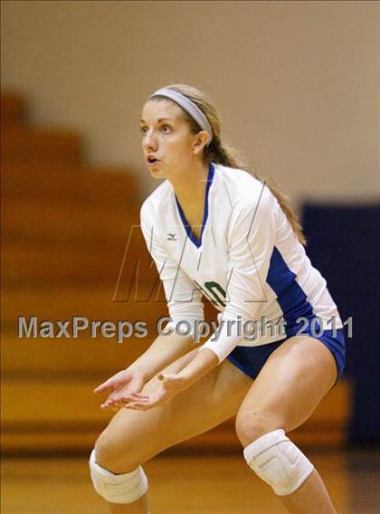 Thumbnail 3 in Cherry Creek vs. Doherty (Class 5A Region B Playoff) photogallery.