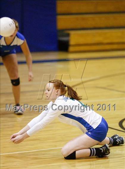 Thumbnail 3 in Cherry Creek vs. Doherty (Class 5A Region B Playoff) photogallery.