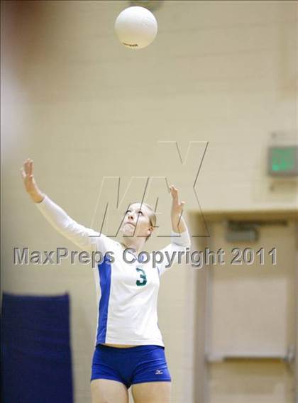 Thumbnail 3 in Cherry Creek vs. Doherty (Class 5A Region B Playoff) photogallery.