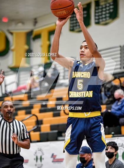 Thumbnail 2 in Rancho Christian vs. St. Bernard (The Classic at Damien) photogallery.