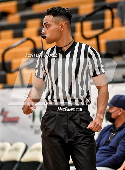 Thumbnail 1 in Rancho Christian vs. St. Bernard (The Classic at Damien) photogallery.