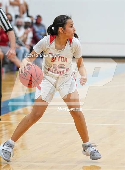 Thumbnail 2 in Salpointe Catholic vs. Seton Catholic (AIA 4A Final) photogallery.