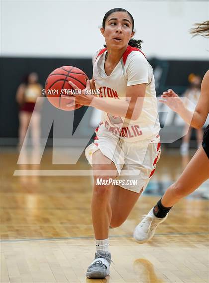 Thumbnail 3 in Salpointe Catholic vs. Seton Catholic (AIA 4A Final) photogallery.