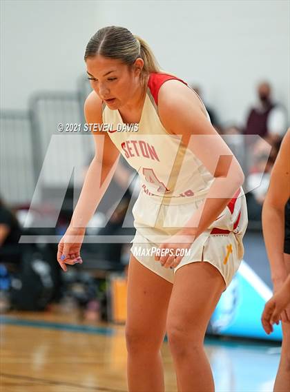 Thumbnail 1 in Salpointe Catholic vs. Seton Catholic (AIA 4A Final) photogallery.