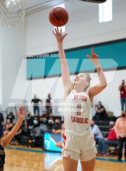 Thumbnail 1 in Salpointe Catholic vs. Seton Catholic (AIA 4A Final) photogallery.