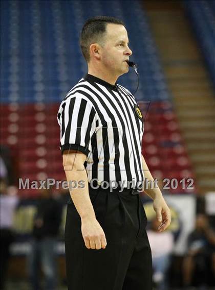 Thumbnail 2 in Price vs. Salesian (CIF State D5 Final) photogallery.