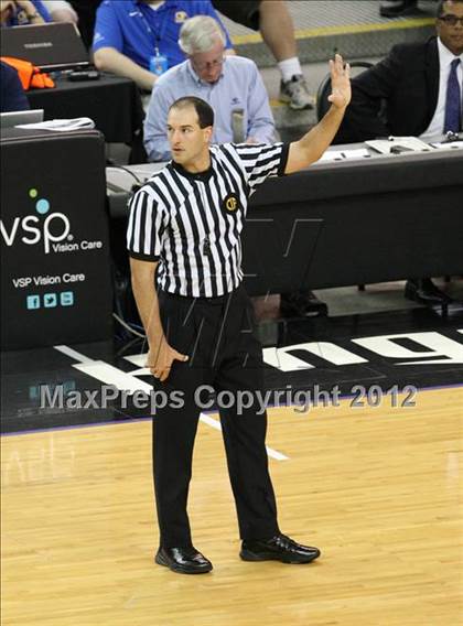 Thumbnail 2 in Price vs. Salesian (CIF State D5 Final) photogallery.