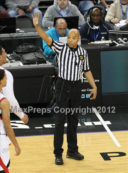 Thumbnail 2 in Price vs. Salesian (CIF State D5 Final) photogallery.