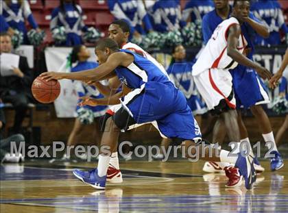 Thumbnail 3 in Price vs. Salesian (CIF State D5 Final) photogallery.