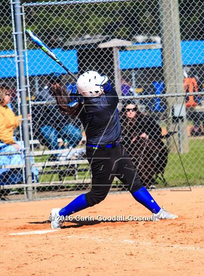 Thumbnail 1 in Havelock vs. Triton photogallery.
