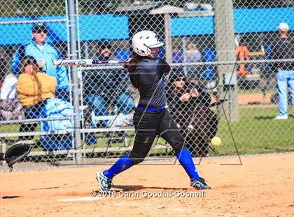 Thumbnail 2 in Havelock vs. Triton photogallery.
