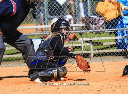 Thumbnail 1 in Havelock vs. Triton photogallery.