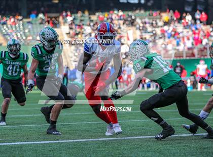 Thumbnail 2 in Southlake Carroll vs. Duncanville (UIL Class 6A D1 State Semifinal) photogallery.