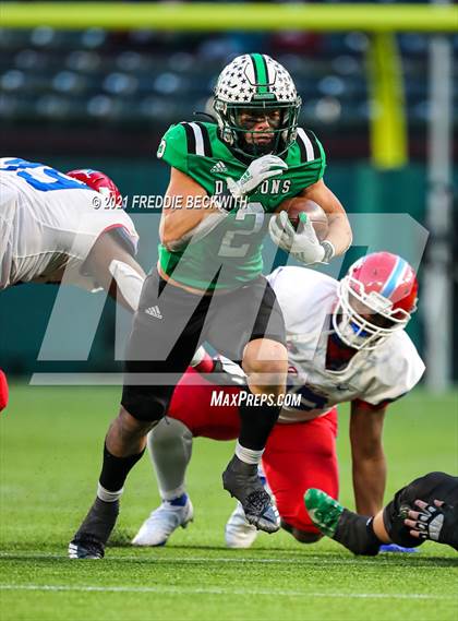 Thumbnail 1 in Southlake Carroll vs. Duncanville (UIL Class 6A D1 State Semifinal) photogallery.