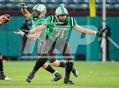 Thumbnail 2 in Southlake Carroll vs. Duncanville (UIL Class 6A D1 State Semifinal) photogallery.