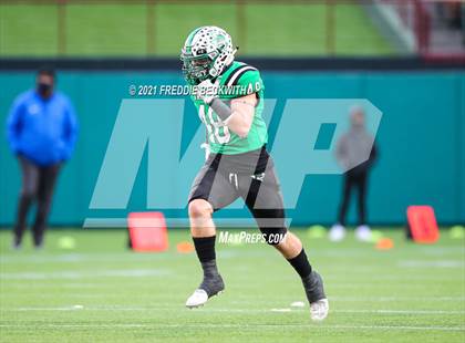 Thumbnail 2 in Southlake Carroll vs. Duncanville (UIL Class 6A D1 State Semifinal) photogallery.