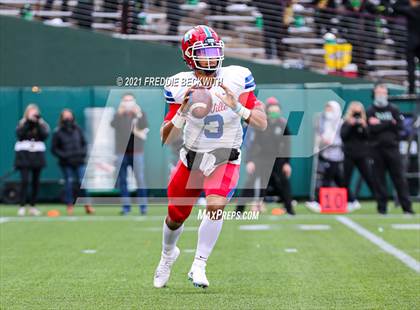 Thumbnail 3 in Southlake Carroll vs. Duncanville (UIL Class 6A D1 State Semifinal) photogallery.