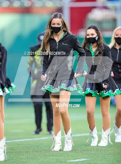 Thumbnail 2 in Southlake Carroll vs. Duncanville (UIL Class 6A D1 State Semifinal) photogallery.