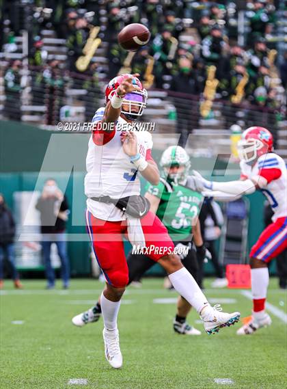 Thumbnail 3 in Southlake Carroll vs. Duncanville (UIL Class 6A D1 State Semifinal) photogallery.