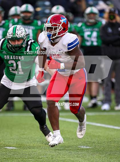 Thumbnail 1 in Southlake Carroll vs. Duncanville (UIL Class 6A D1 State Semifinal) photogallery.