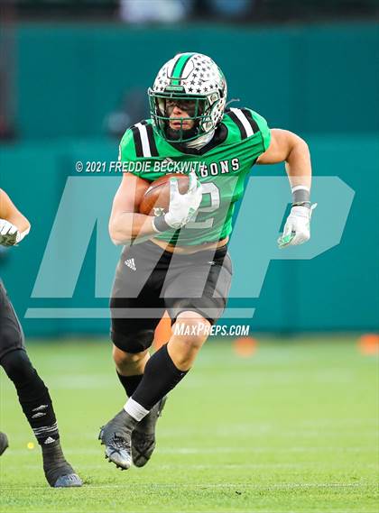 Thumbnail 3 in Southlake Carroll vs. Duncanville (UIL Class 6A D1 State Semifinal) photogallery.