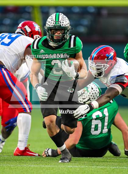 Thumbnail 3 in Southlake Carroll vs. Duncanville (UIL Class 6A D1 State Semifinal) photogallery.