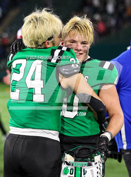 Thumbnail 2 in Southlake Carroll vs. Duncanville (UIL Class 6A D1 State Semifinal) photogallery.