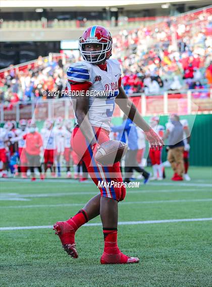 Thumbnail 1 in Southlake Carroll vs. Duncanville (UIL Class 6A D1 State Semifinal) photogallery.