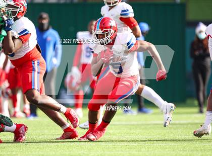 Thumbnail 3 in Southlake Carroll vs. Duncanville (UIL Class 6A D1 State Semifinal) photogallery.
