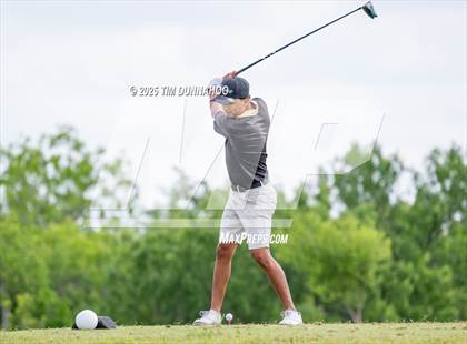 Thumbnail 3 in UIL Region IV 5A Boys Golf Final (Round 1) photogallery.