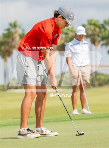 Thumbnail 1 in UIL Region IV 5A Boys Golf Final (Round 1) photogallery.