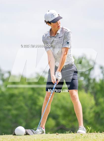 Thumbnail 2 in UIL Region IV 5A Boys Golf Final (Round 1) photogallery.