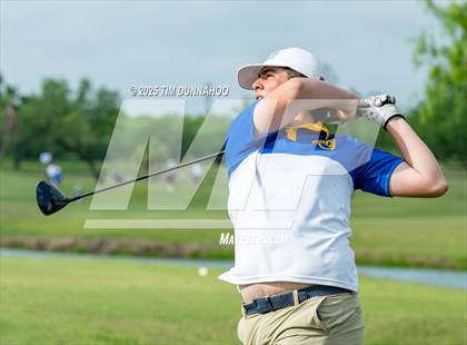 Thumbnail 2 in UIL Region IV 5A Boys Golf Final (Round 1) photogallery.