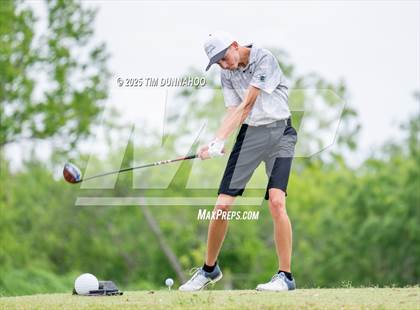 Thumbnail 2 in UIL Region IV 5A Boys Golf Final (Round 1) photogallery.