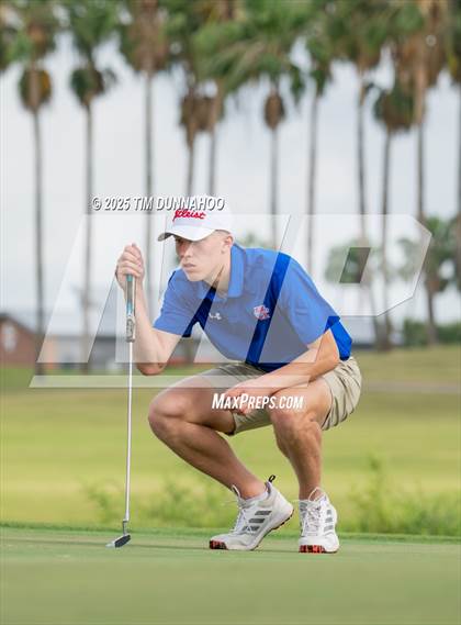 Thumbnail 3 in UIL Region IV 5A Boys Golf Final (Round 1) photogallery.