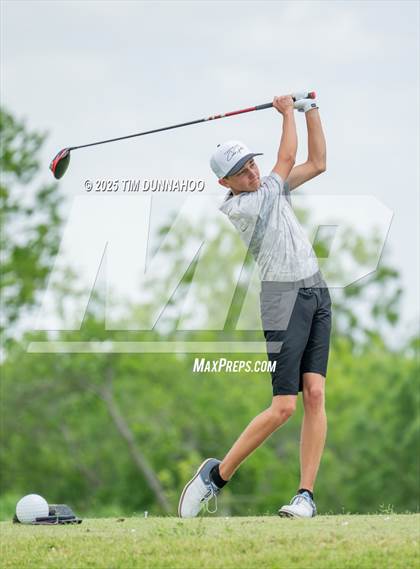 Thumbnail 1 in UIL Region IV 5A Boys Golf Final (Round 1) photogallery.
