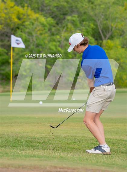 Thumbnail 2 in UIL Region IV 5A Boys Golf Final (Round 1) photogallery.