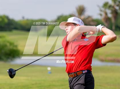 Thumbnail 2 in UIL Region IV 5A Boys Golf Final (Round 1) photogallery.