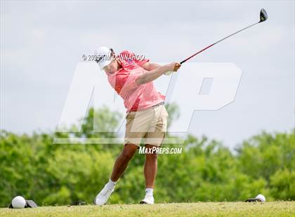 Thumbnail 3 in UIL Region IV 5A Boys Golf Final (Round 1) photogallery.