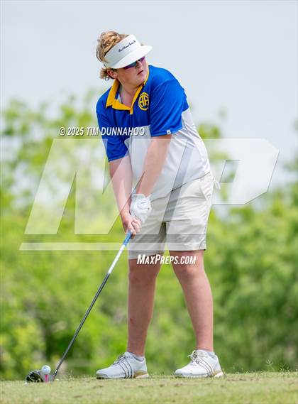 Thumbnail 2 in UIL Region IV 5A Boys Golf Final (Round 1) photogallery.