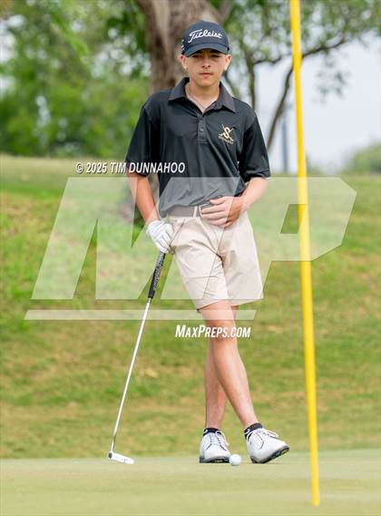 Thumbnail 1 in UIL Region IV 5A Boys Golf Final (Round 1) photogallery.