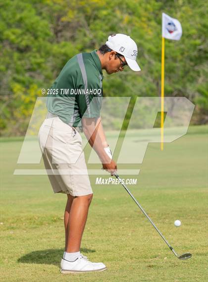 Thumbnail 3 in UIL Region IV 5A Boys Golf Final (Round 1) photogallery.