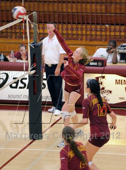 Thumbnail 1 in Villa Park @ Esperanza photogallery.