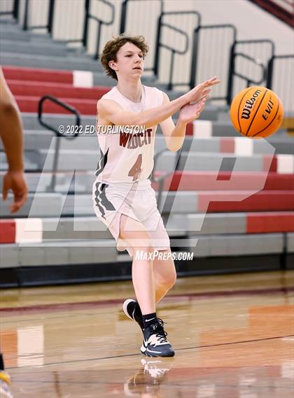 Thumbnail 2 in Lassiter @ Whitewater photogallery.