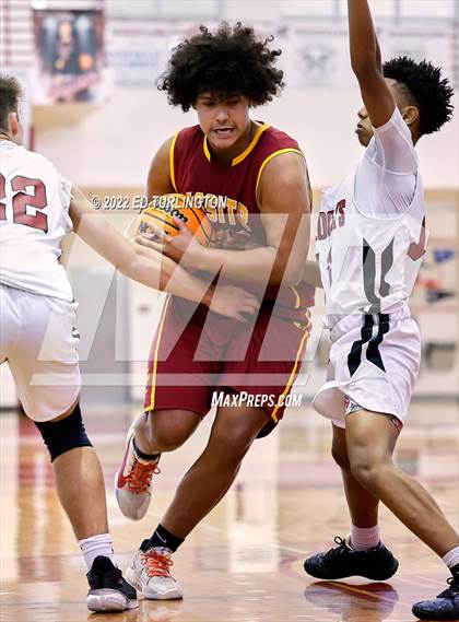 Thumbnail 2 in Lassiter @ Whitewater photogallery.